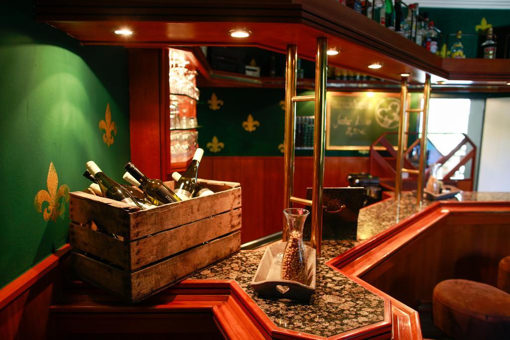 Hotel Sittardsberg Дуйсбург Екстериор снимка