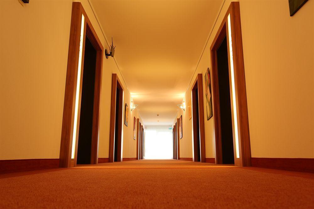 Hotel Sittardsberg Дуйсбург Екстериор снимка