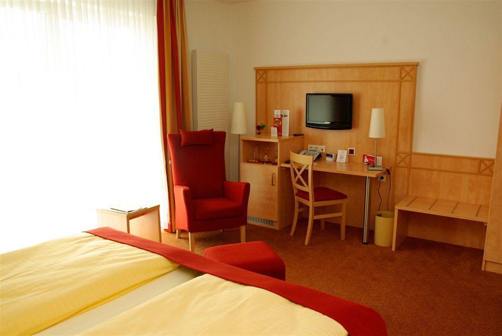 Hotel Sittardsberg Дуйсбург Екстериор снимка